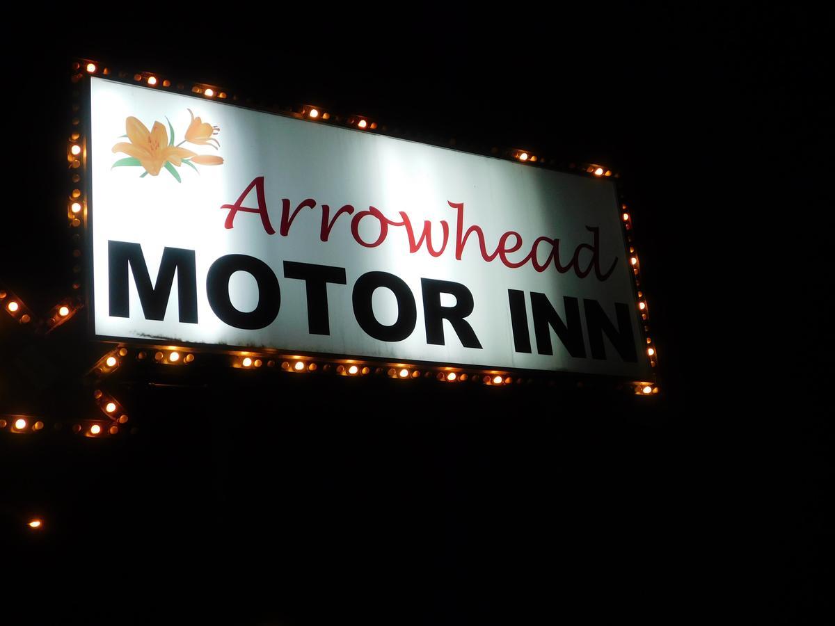 Arrowhead Motor Inn Wynyard Exterior photo